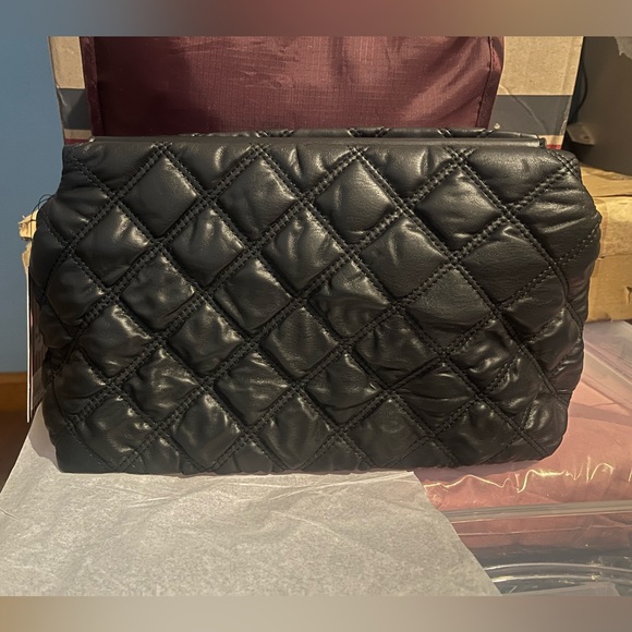 Black Quilted Women's Bag - Picture 9 of 13